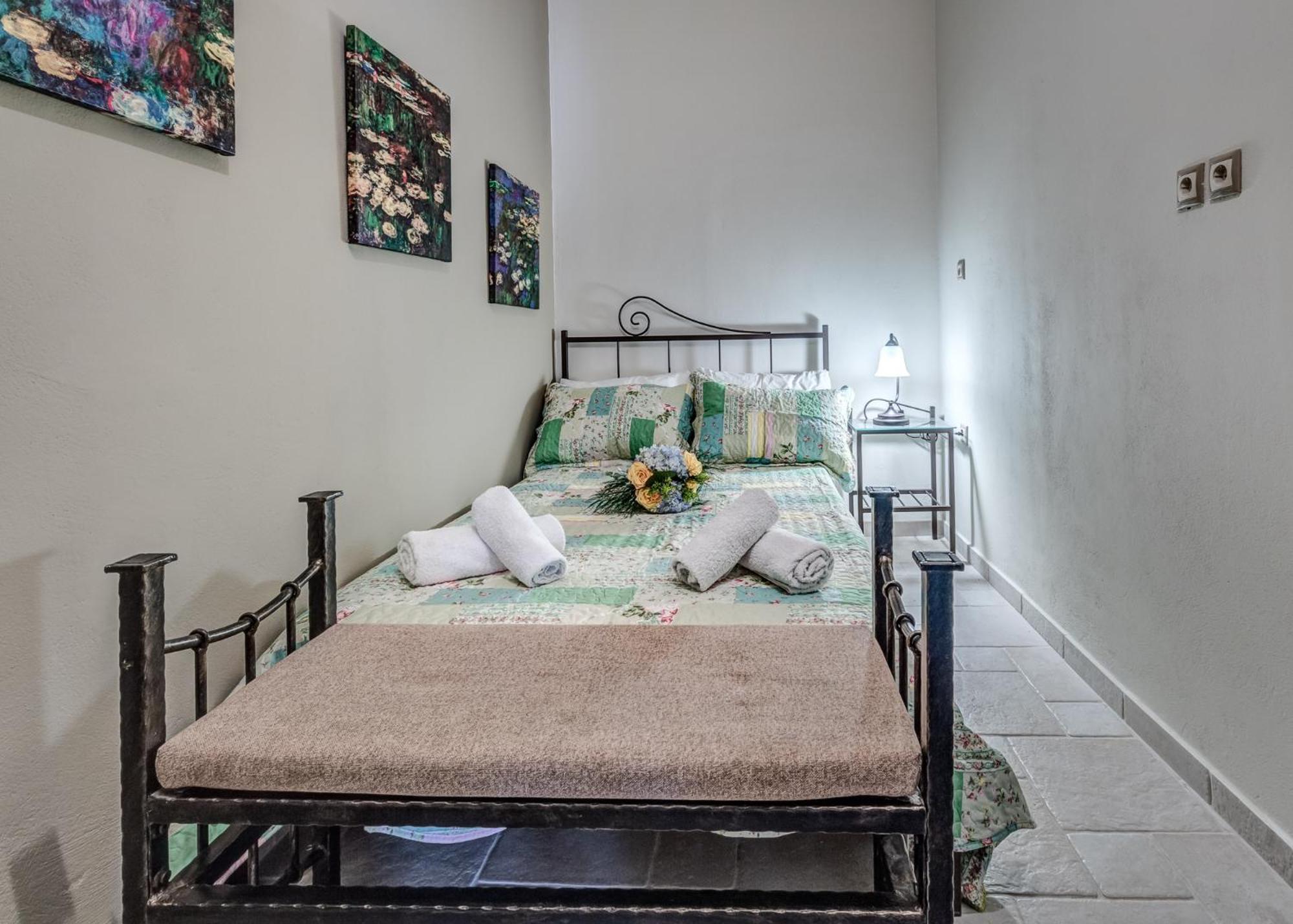 Villa Intemella Kompitsion Ngoại thất bức ảnh