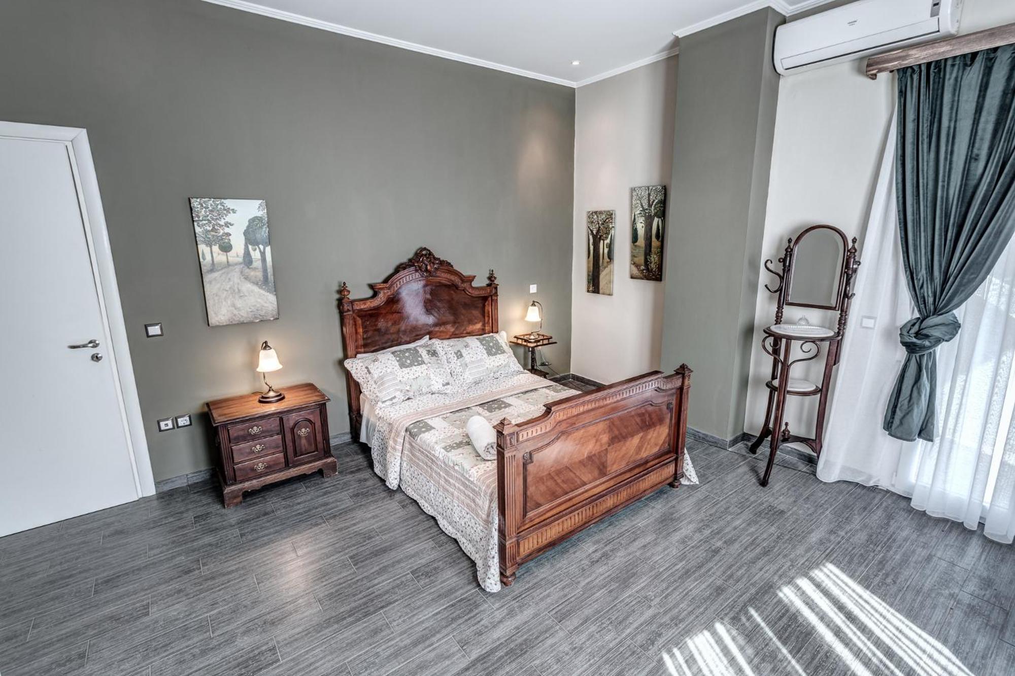 Villa Intemella Kompitsion Ngoại thất bức ảnh