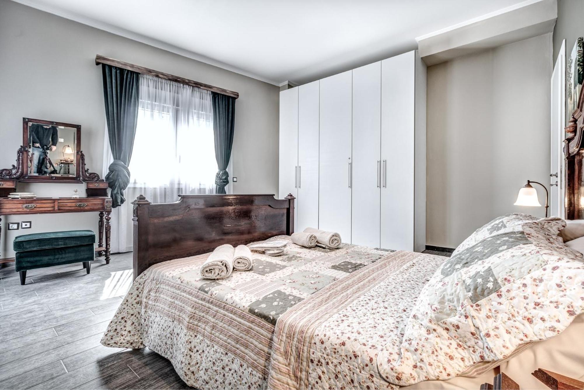 Villa Intemella Kompitsion Ngoại thất bức ảnh