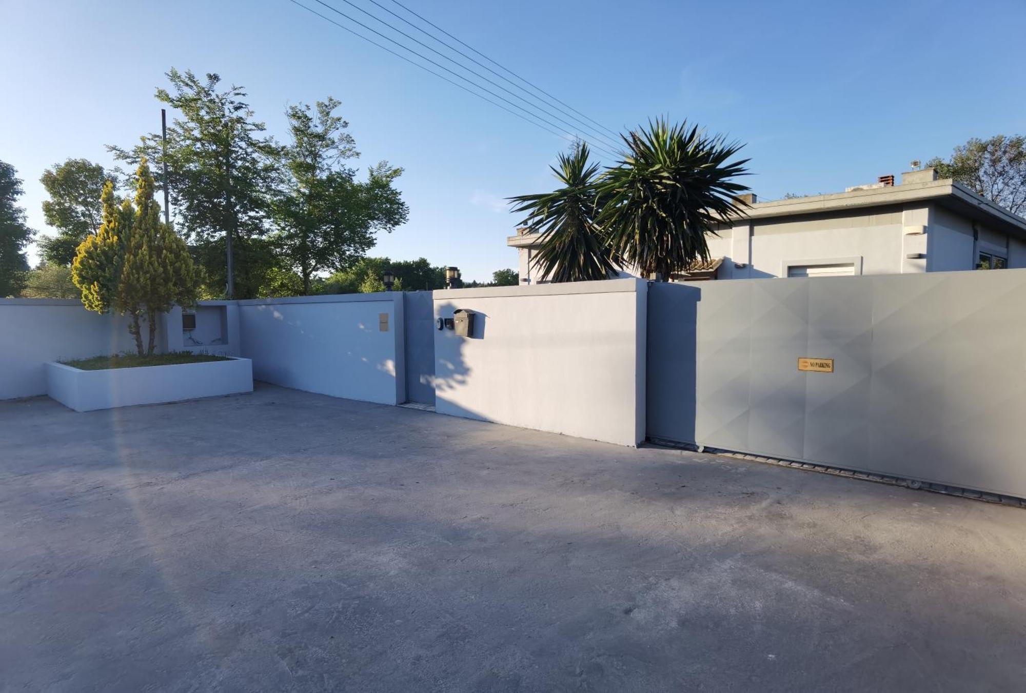 Villa Intemella Kompitsion Ngoại thất bức ảnh
