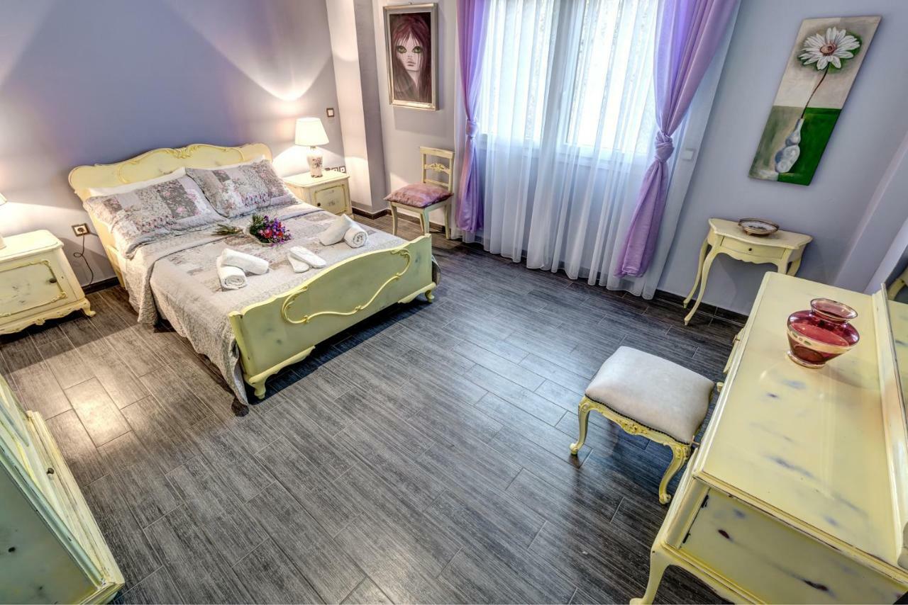 Villa Intemella Kompitsion Ngoại thất bức ảnh